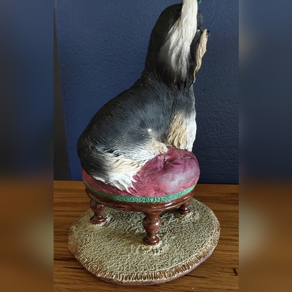 LIMITED EDITION 1997 TRI-COLOR SHIH TZU DOG FIGURINE - Picture 5 of 6